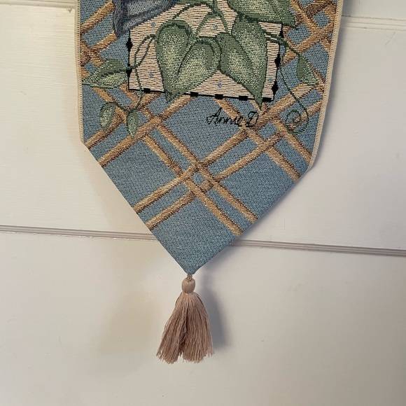 Manual Woodworkers & Weavers ‘Welcome’ sign. - Picture 3 of 6